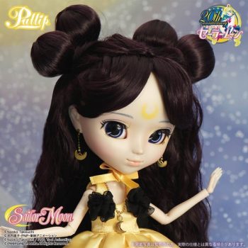 “Pullip” Luna humana