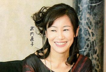 1.º de Abril: Naoko Takeuchi supervisiona dobragem de Crystal